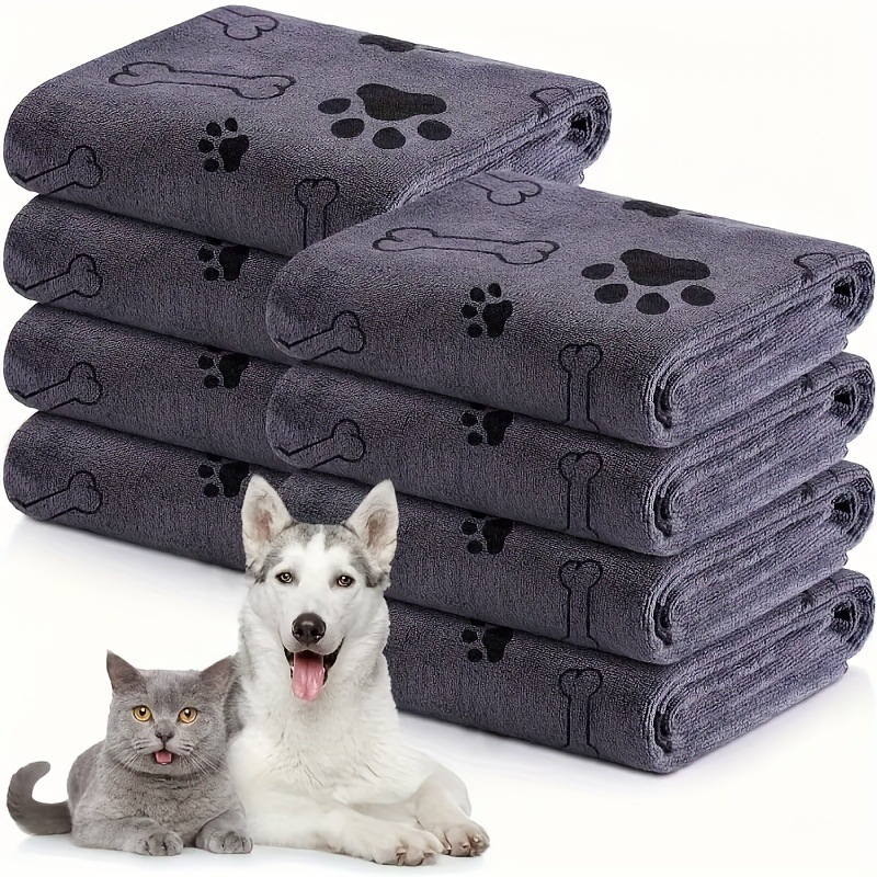 Badhandduk för hund och katt i mikrofiber med tassmönster – grå